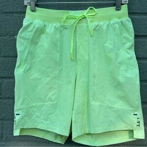 Lululemon License to Train Short 7" *Linerless NWOT Size S (Faded Zap)